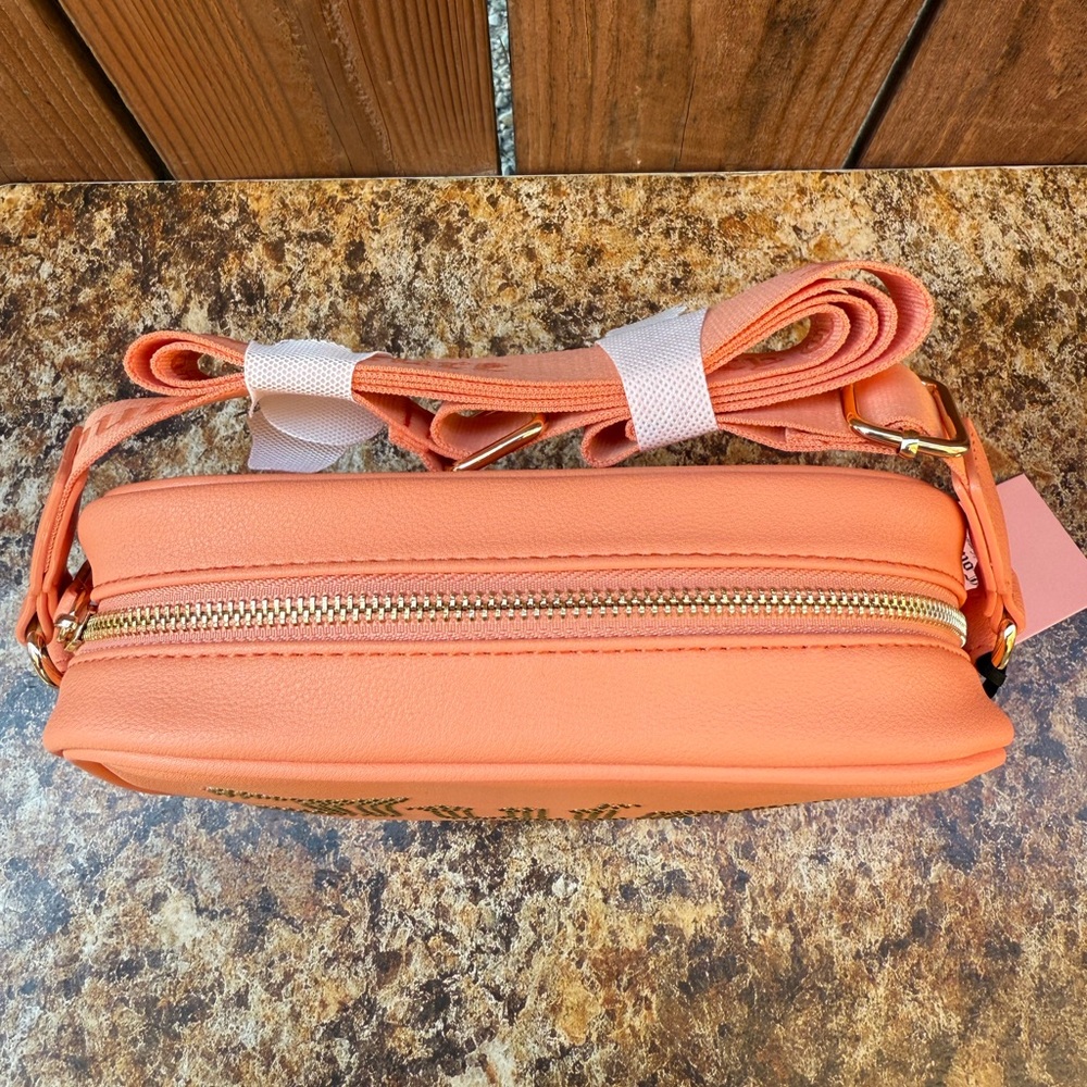 Juicy Couture Obsessed Camera Crossbody Bag - Picture 7 of 11